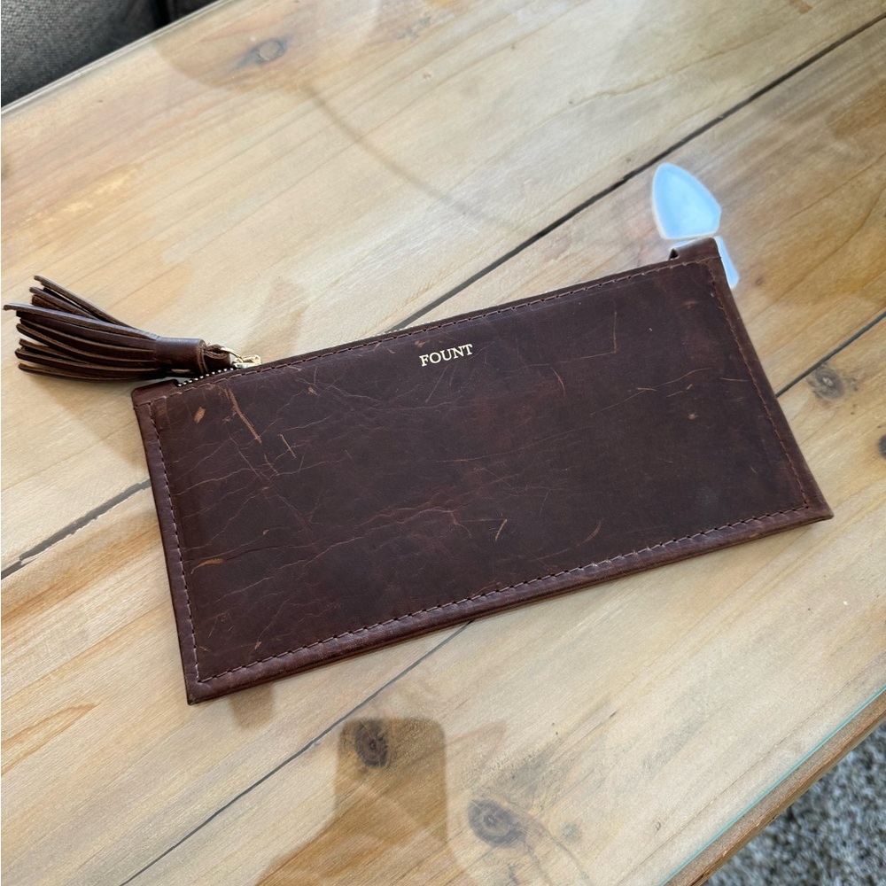 Fount Finley wallet